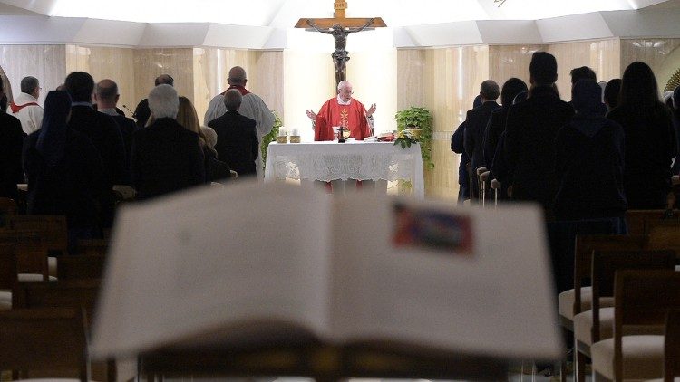Misa del Papa en la capilla de la Casa de Santa Marta