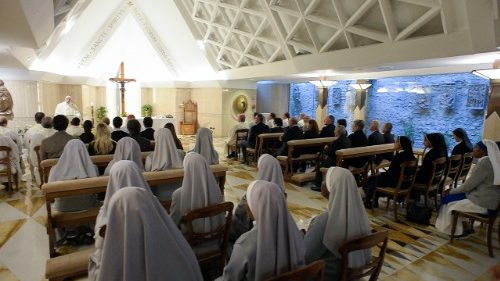 Papa a S. Marta: la strada della conversione per amore