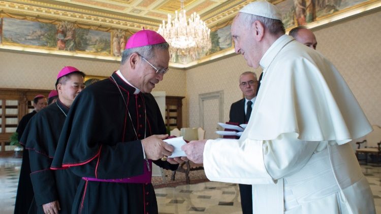 Papa Francesco incontra i vescovi di Taiwan