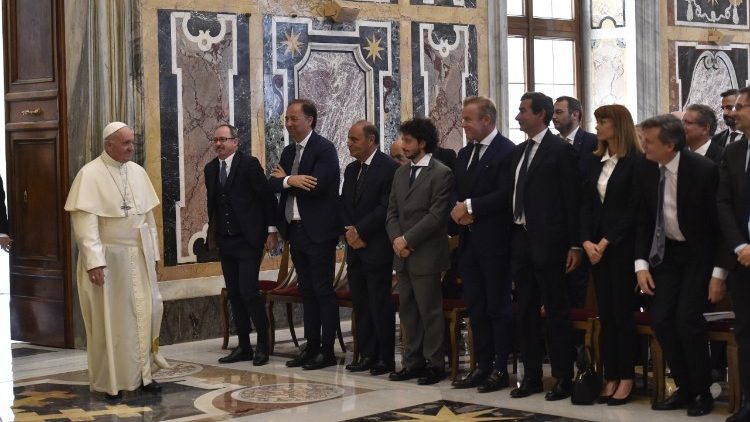 2018-06-04 Spotkanie Papieża z delegacją nagrody dziennikarską imienia Biaggio Agnesa