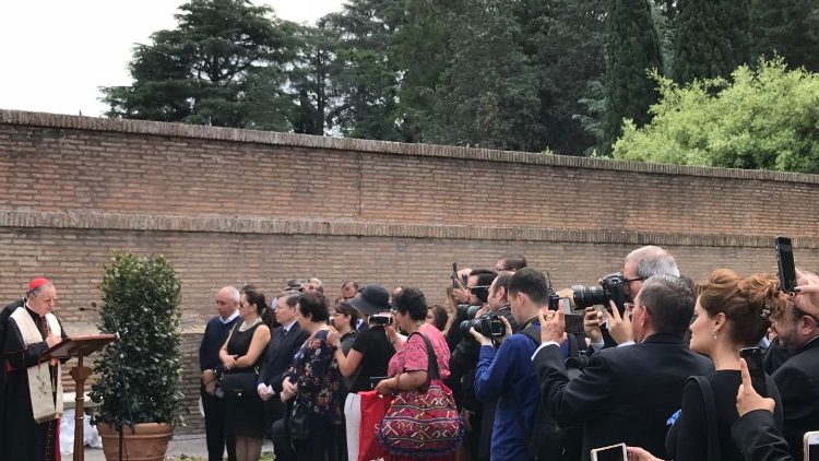 14 cuerpo diplomático.JPG