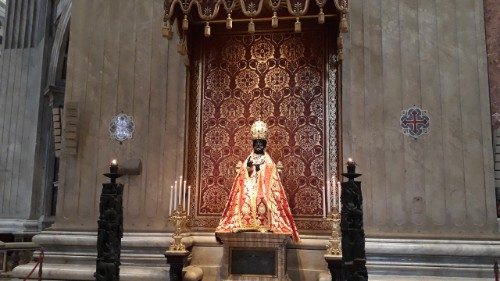 La Chaire de Saint Pierre, symbole de l’unité de l’Église