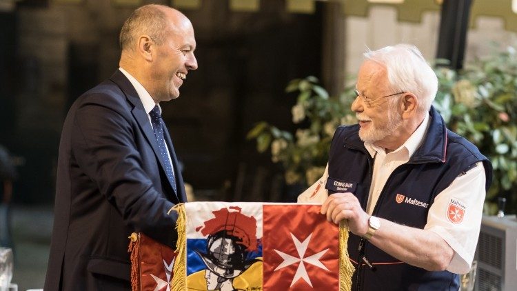 Der Kommandant der Schweizer Garde Christoph Graf und Edmund Baur beim "Gipfeltreffen", Foto @Lux