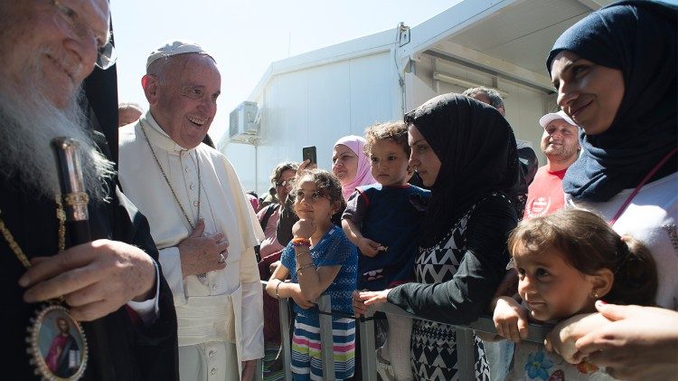 16-04-2016 Visita Papa Francesco ai rifugiati nell'Isola di Lesbo
