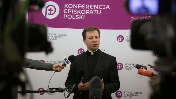 Ks. Paweł Rytel-Andrianik, aktualny rzecznik episkopatu