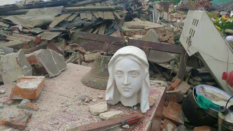 Ruiny kościoła w Jinan we wschodnich Chinach