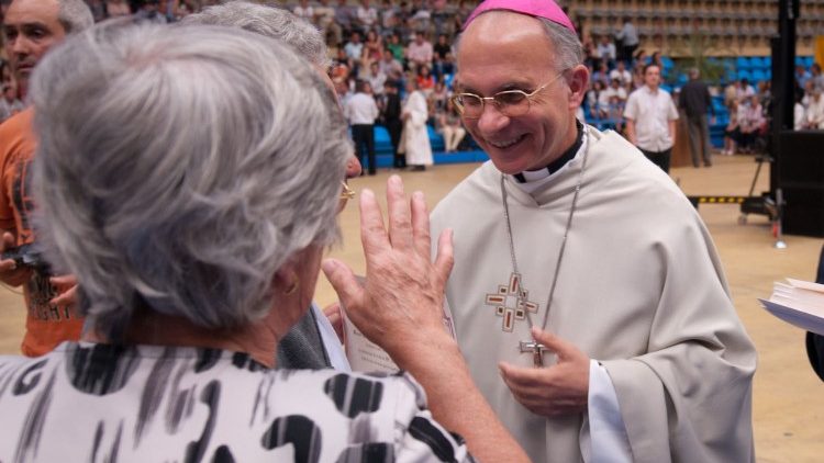 Dom Pio Alves, bispo auxiliar do Porto