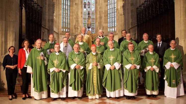 I vescovi della Ccee presenti a Poznan