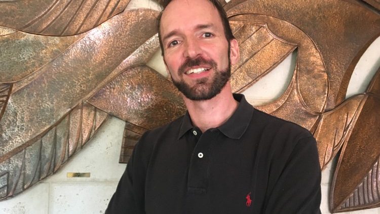 Pfarrer Jonas zu Besuch bei Vatican News