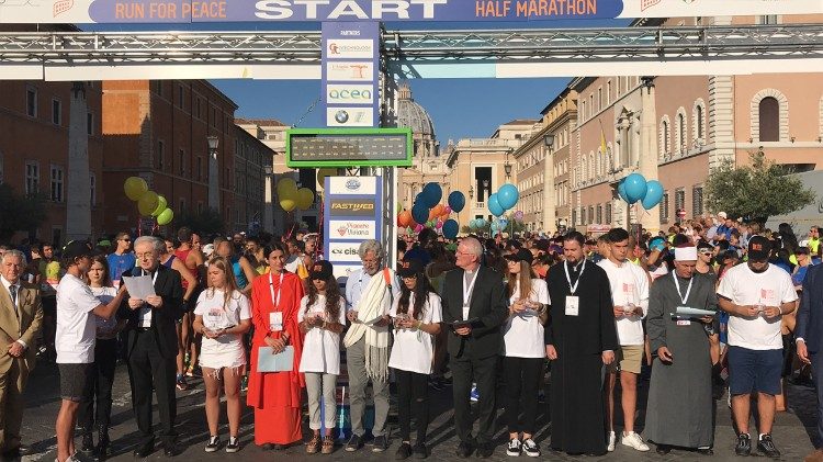 2018.09.23 Via Pacis 2018, Athletica Vaticana e migranti