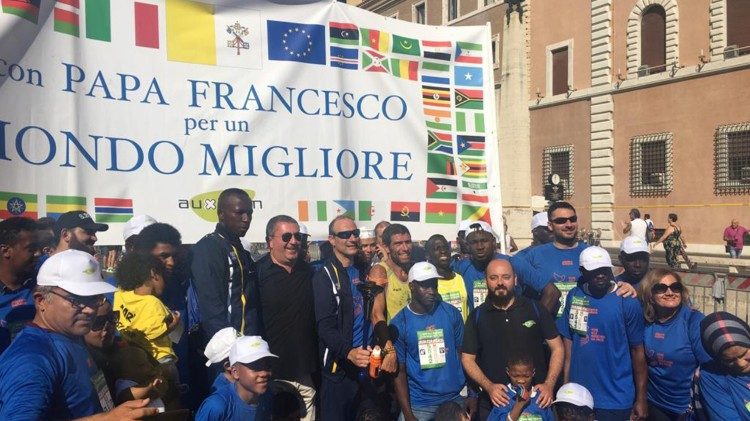 2018.09.23 Via Pacis 2018, Athletica Vaticana e migranti