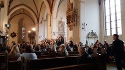 Celebrazione ecumenica 12-5-AUTORE Sandra PRIKULEaem.jpg