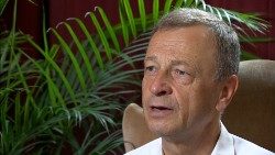 2018-10-08 Sinodo giovani 2018 Taizé Frere Alois Loser 2.jpg