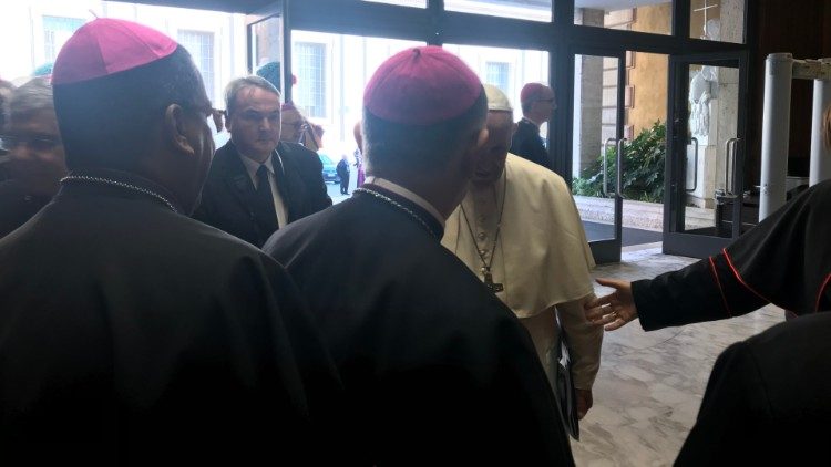 Papst bei der Jugendsynode