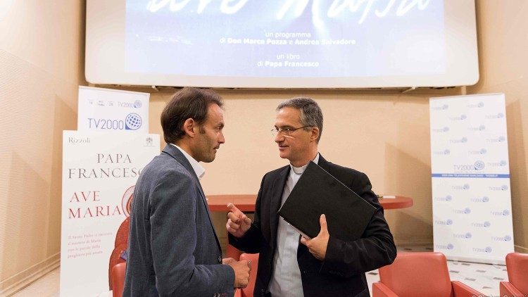 008 - Presentazione Ave Maria - Don Marco Pozza e Mons. Dario E. ViganòAEM.jpg