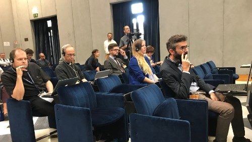 Jugendsynode: Auf alle zugehen