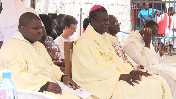 2018.10.24 CAMEROUN: MGR SAMUEL KLEDA (PHOTO ARCHIVE)