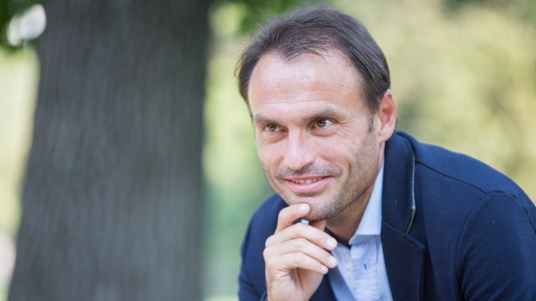 Don Marco Pozza 12 (credit - foto di Stefania Casellato per Tv2000).jpg