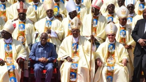 Tanzanie: Mgr Nyaisonga place Noël 2018 sous le signe de la Paix et de la  protection de l’environnement