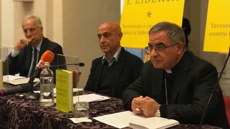 Sicurezza e libertà 3aem.jpg