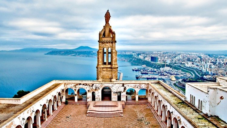 Abp Desfareges: Kościół w Algierii wspólnotą dialogu i spotkania