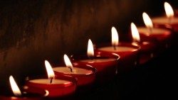 tea-lights-2223898_960_720.jpg