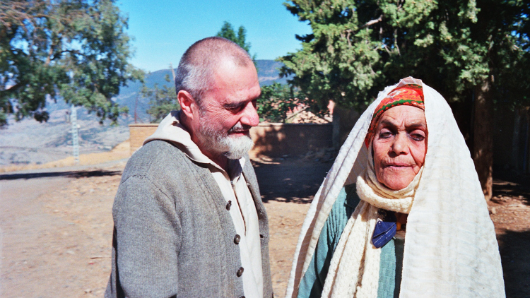 Brat Luc z algierską pacjentką