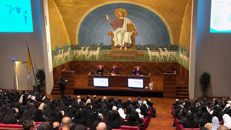 Pro orantibus 7aem.jpg