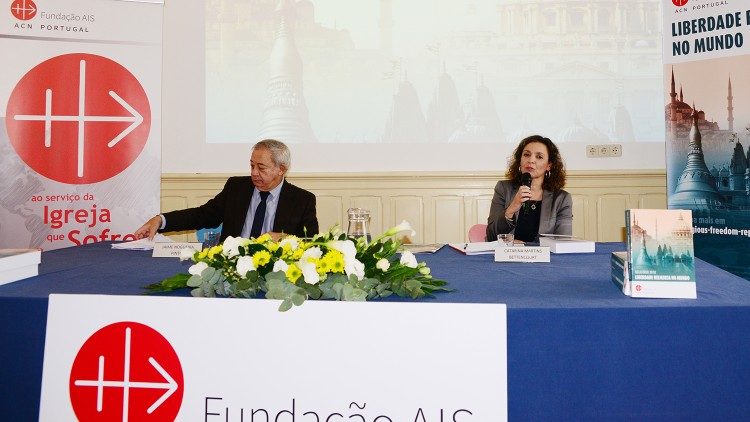 Fundação Ajuda à Igreja que Sofre apresenta relatório sobre perseguição de cristãos no mundo