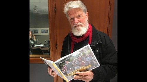 Nuevo libro de p. Opeka: testimonios de la ciudad construida sobre un vertedero