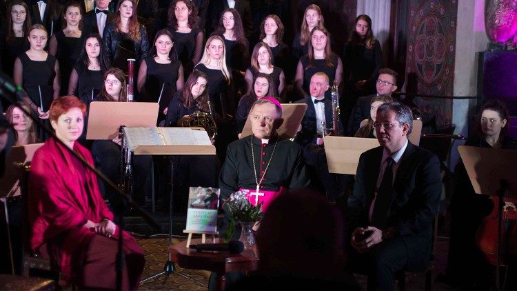 Ukraina: 10. rocznica ingresu abp. Mieczysława Mokrzyckiego 