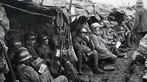 El Pontífice recuerda en el Ángelus tres fechas importantes