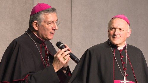 Il patriarca di Venezia: il presepe di sabbia ci dice che “la fragilità può essere salvata”