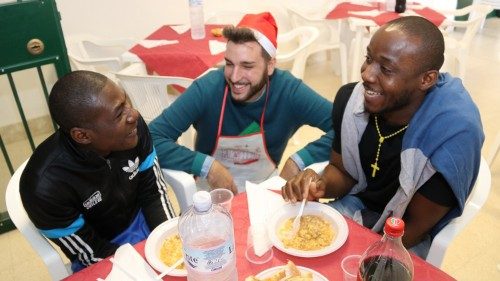 Cresce l’Altra Cucina: pranzo di Natale da chef per 13 carceri