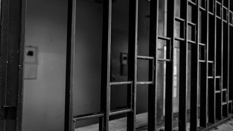 Francja: wyrok za fałszywe oskarżenie księdza o pedofilię