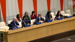 UN rights awards 1bAEM.jpg