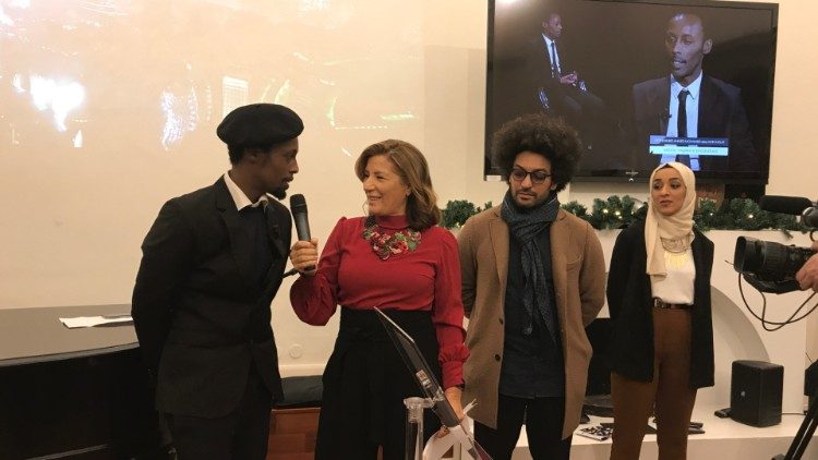 La rettore Garito con  la vignettista Tacoua, l'attore Amin e lo stilista Hicham