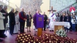 D. Manuel Clemente na Comunidade Vida e Paz.jpg