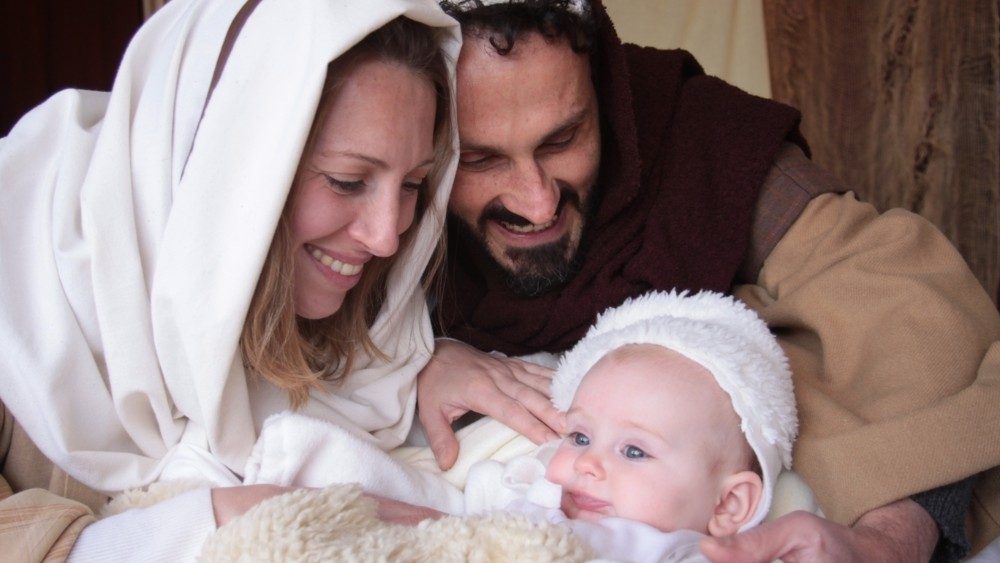 Immagini dalle precedenti edizioni del Presepe Missionario Vivente (dal sito www.preseperoma.it)