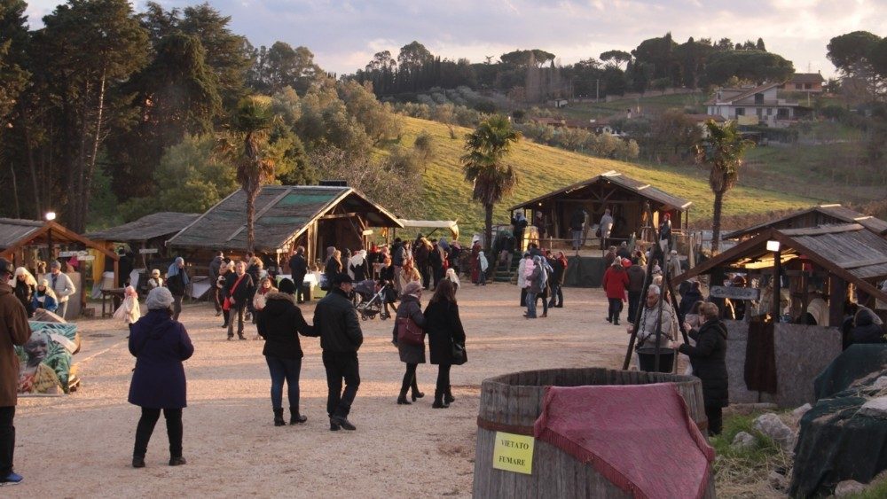 Immagini dalle precedenti edizioni del Presepe Missionario Vivente (dal sito www.preseperoma.it)