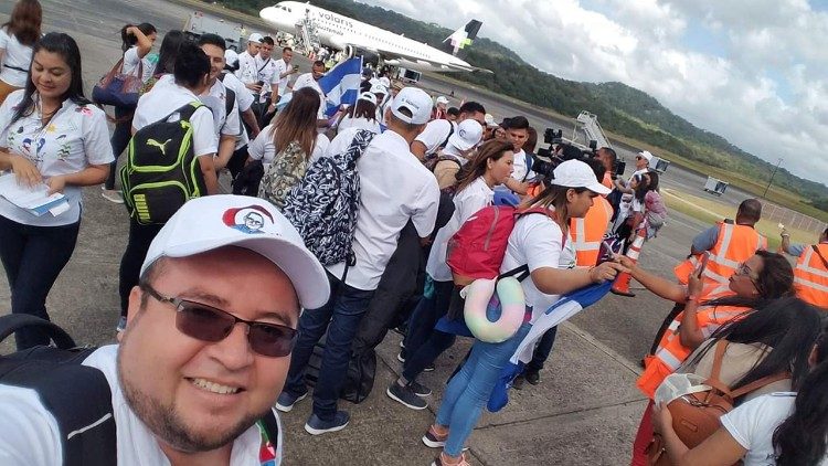Los jóvenes de El Salvador ya están celebrando su pre jornada