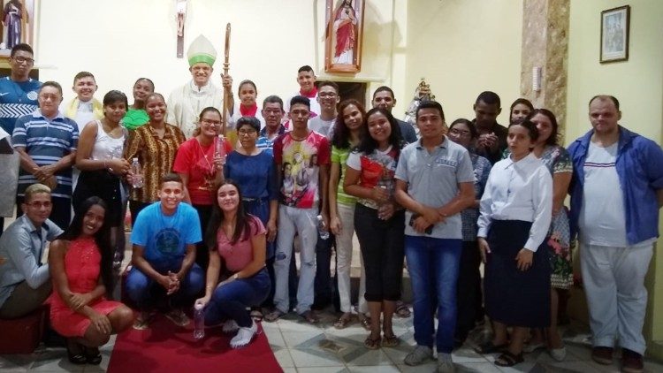 Papież zachęca do okazywnia bliskości na peryferiach świata