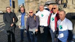 foto jipe guiné.jpg