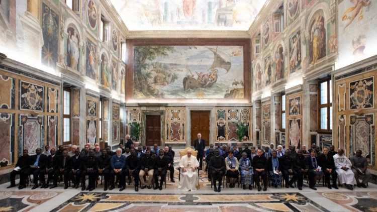 2019.02.08 Udienza Missionari d’Africa06.jpg