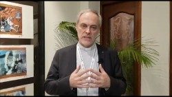 foto padre Trezzani.JPG