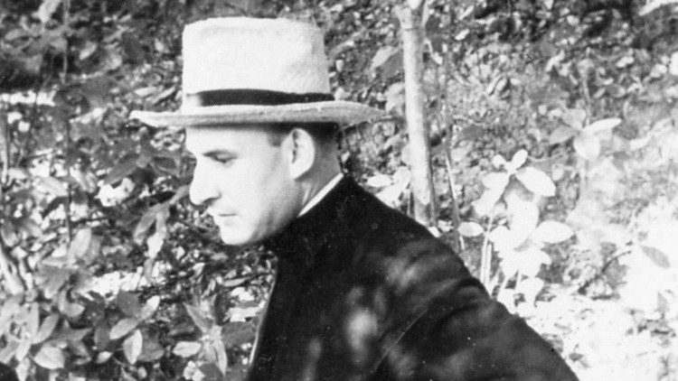 Monsignor Enrique Angelelli Carletti