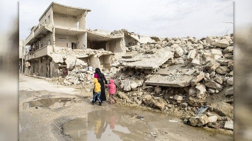 Zenari: il dramma della Siria è dimenticato, ma la gente continua a soffrire 