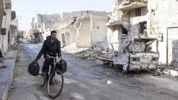 Siria profughi bambini Caritas guerra 15aem.jpg