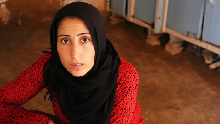 Siria profughi bambini Caritas guerra 6aem.jpg