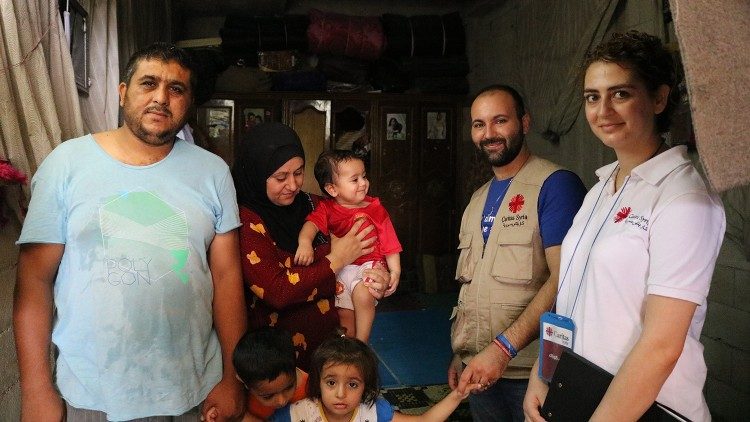 Siria profughi bambini Caritas guerra 7aem.jpg